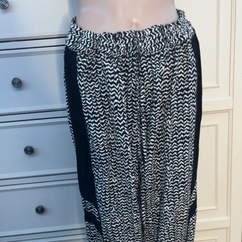 Pam and Gela Women's Comfy Lounging Pants in Black and White